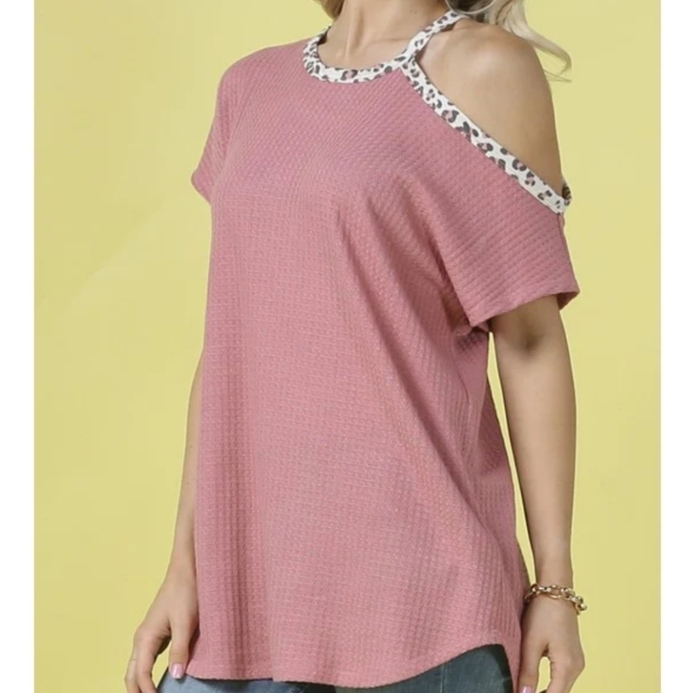 3 X$25   AVERY Waffle Open Shoulder Top